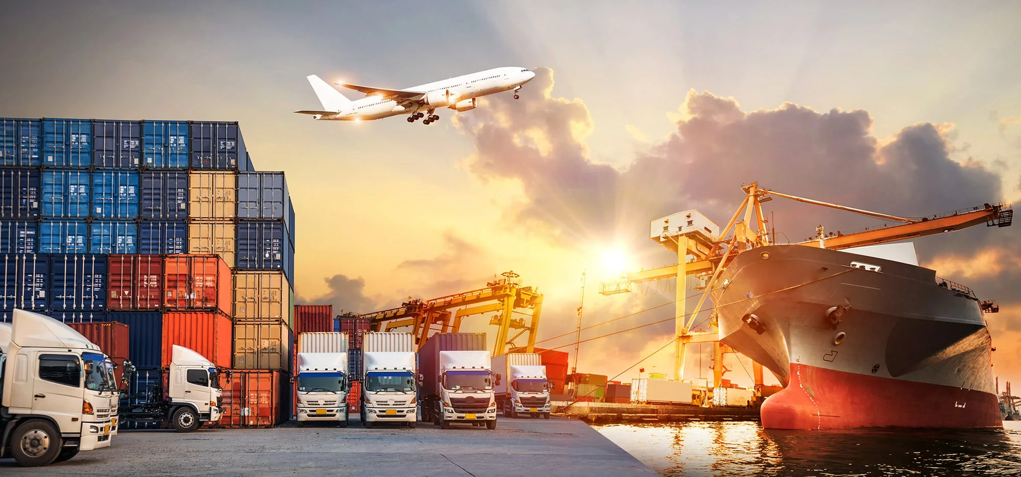 Freight Forwarding graphic, air land and sea freight.